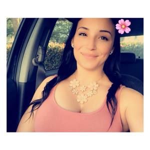 Meet your Posher, Vanessa